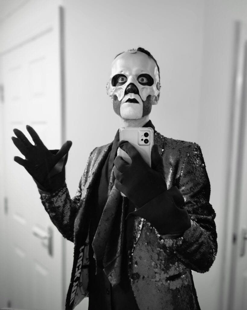 Album cover for “Thomas”