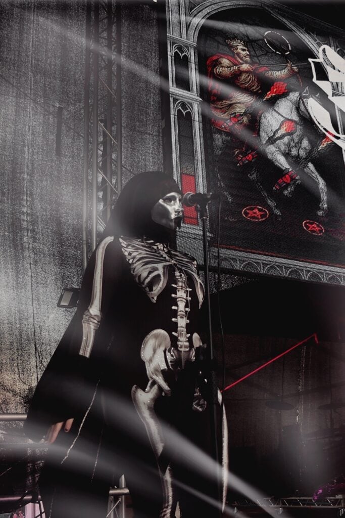 Album cover for “Anna”