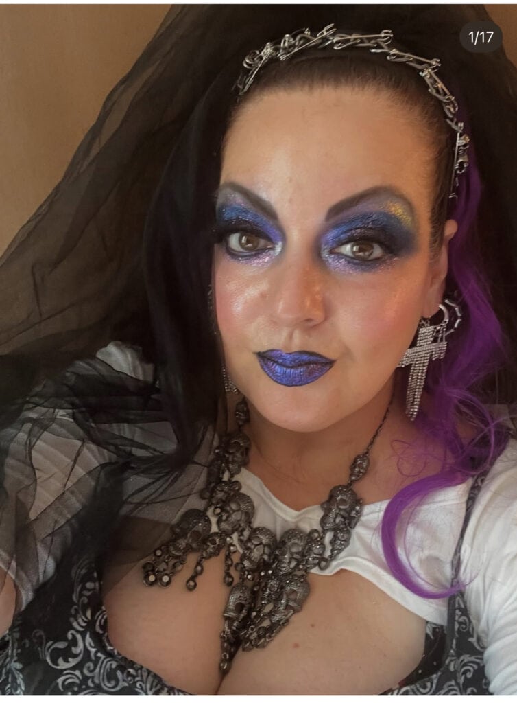 Album cover for “Vivian Karim”