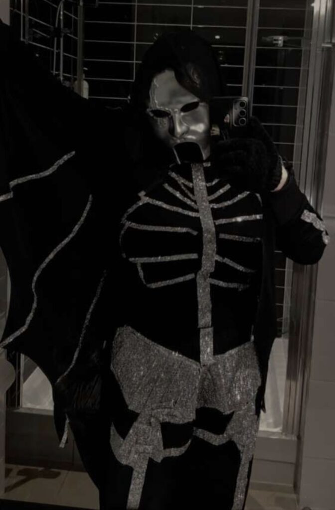 Album cover for “Raylen”