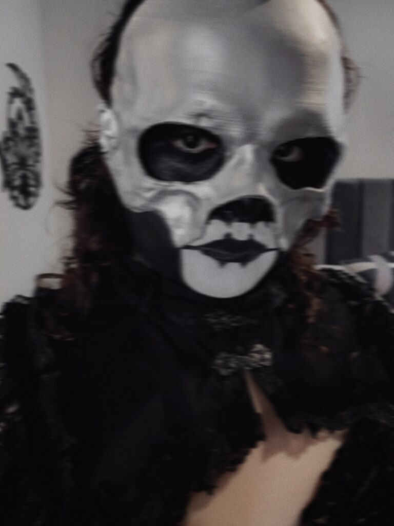 Album cover for “Ailine”