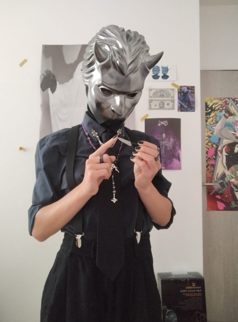 Album cover for “Serpent”